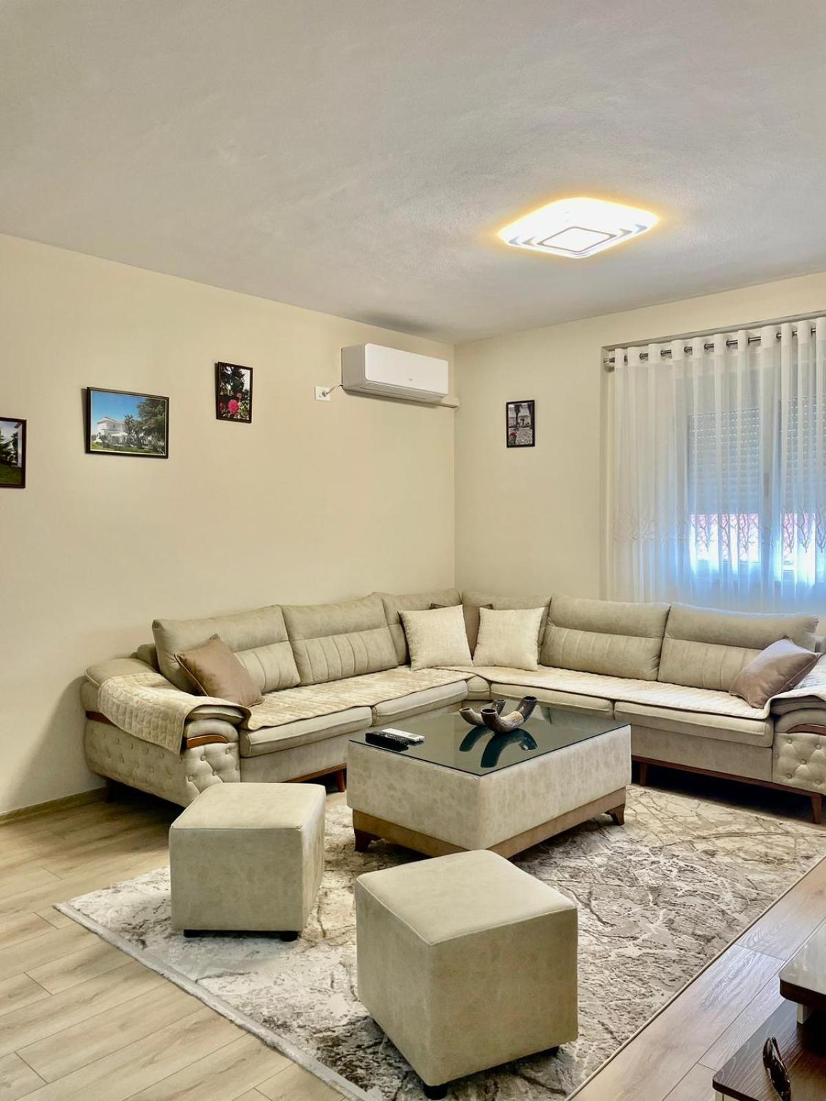 Adra'S Apartment Szkodra Zewnętrze zdjęcie