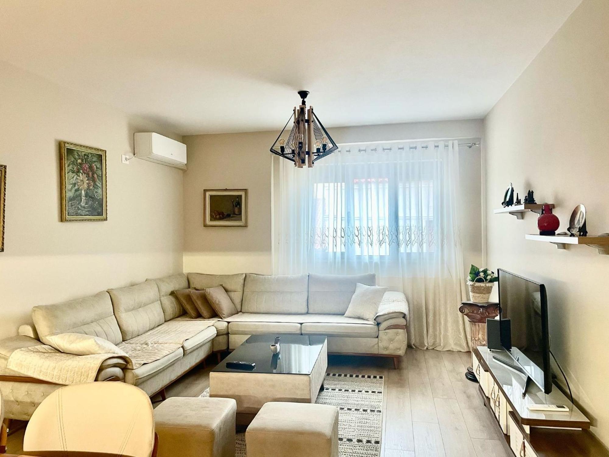 Adra'S Apartment Szkodra Zewnętrze zdjęcie